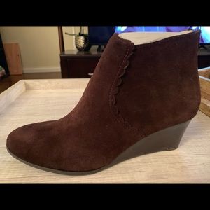Jack Rogers Emery Suede Bootie NWT in BOX